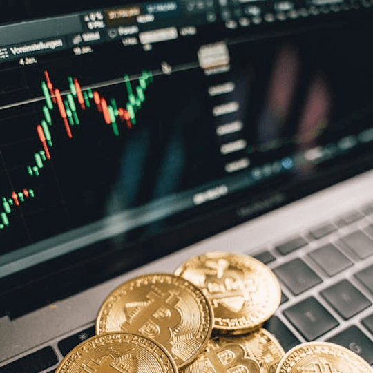 Solidă Fundoria echipa de experți în cripto-investiții